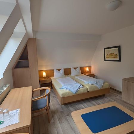 Pension & Restaurant Haus Hiddensee Клостер Экстерьер фото