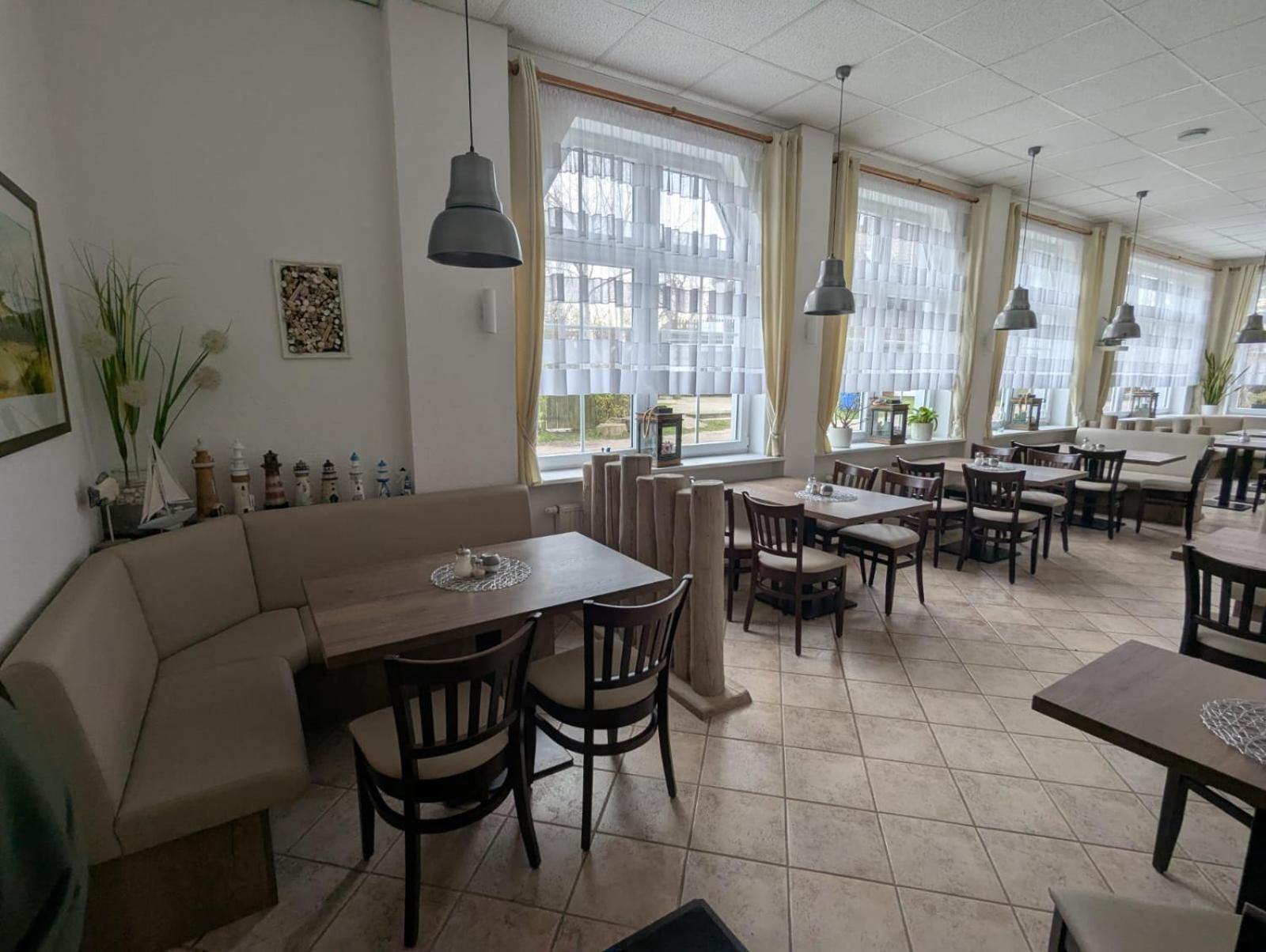 Pension & Restaurant Haus Hiddensee Клостер Экстерьер фото