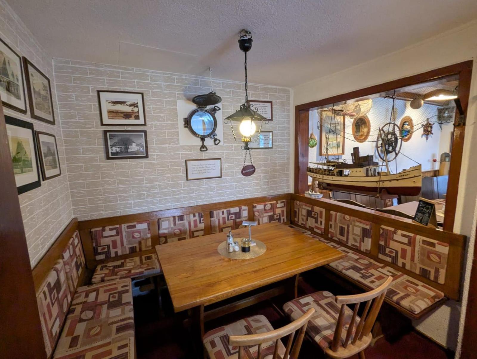Pension & Restaurant Haus Hiddensee Клостер Экстерьер фото