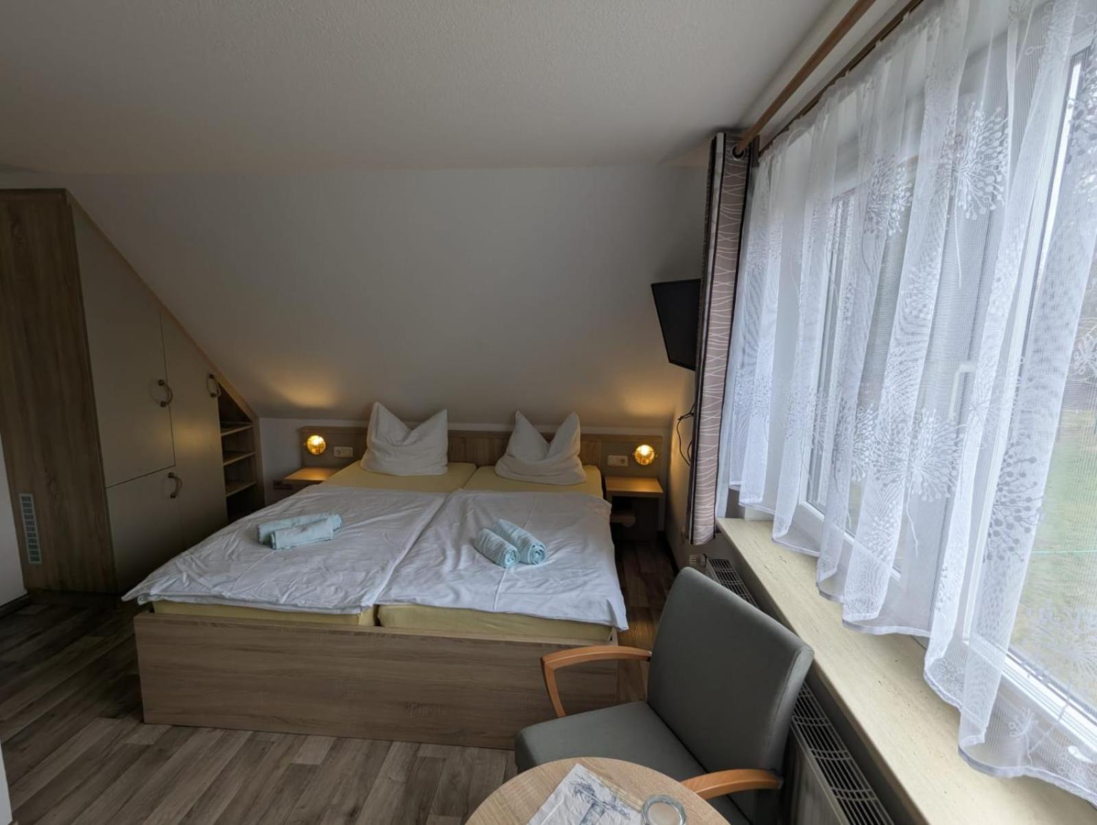 Pension & Restaurant Haus Hiddensee Клостер Экстерьер фото