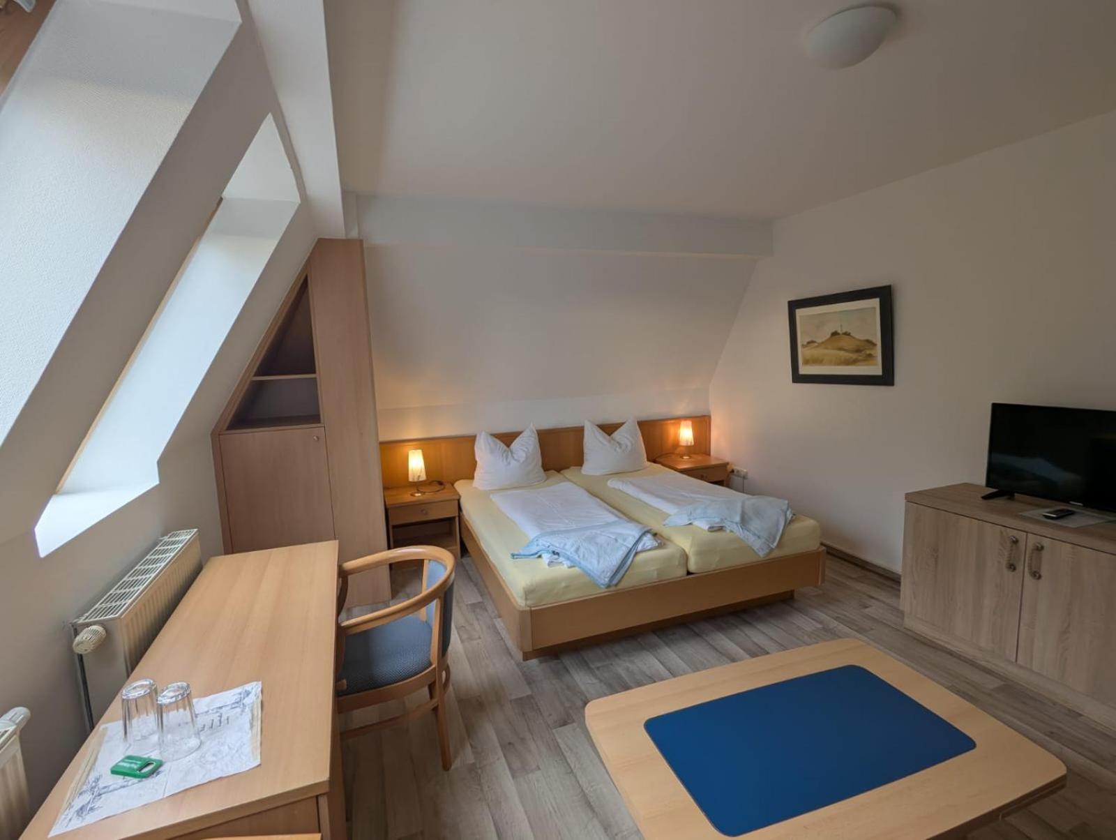 Pension & Restaurant Haus Hiddensee Клостер Экстерьер фото