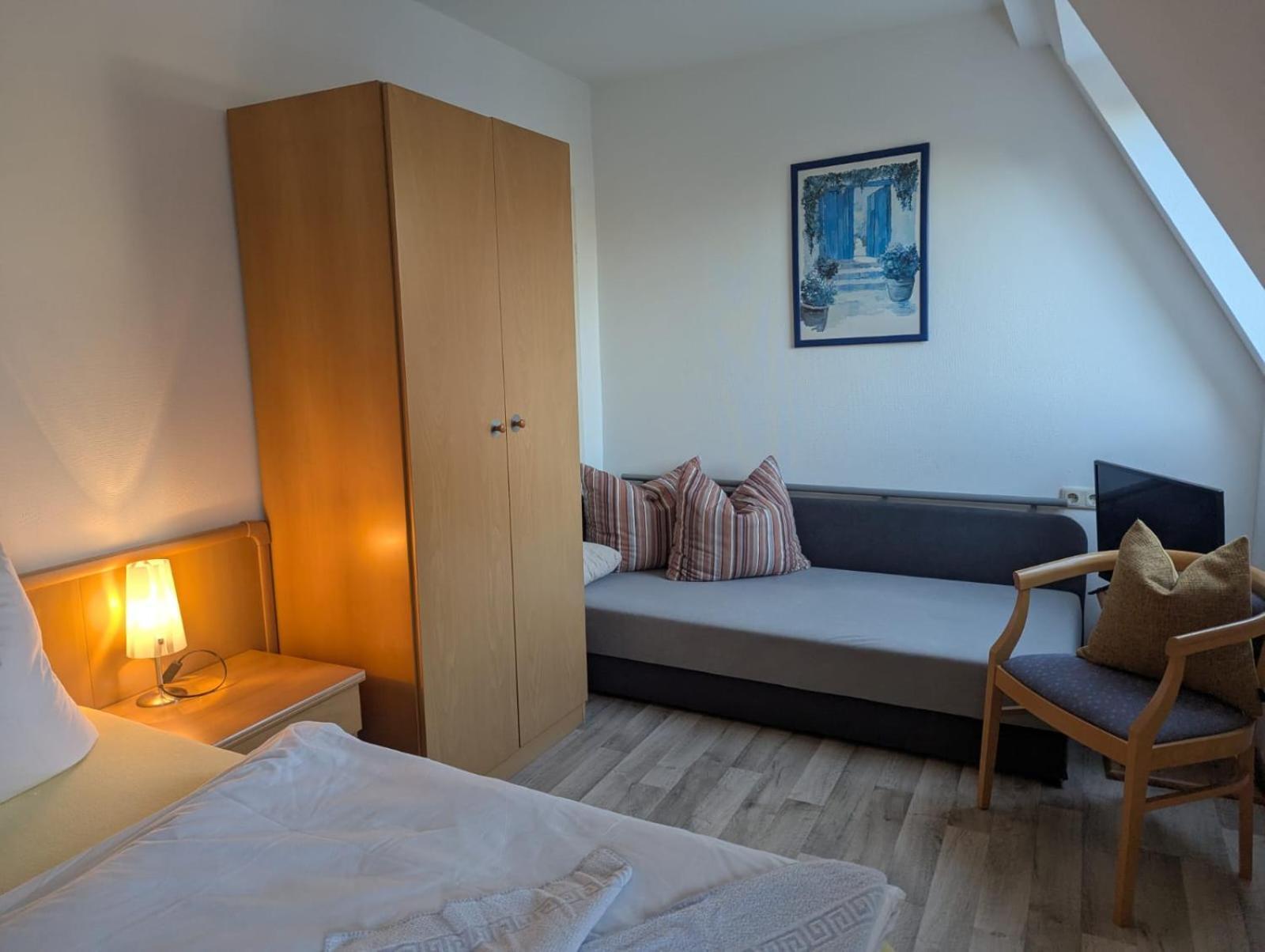 Pension & Restaurant Haus Hiddensee Клостер Экстерьер фото